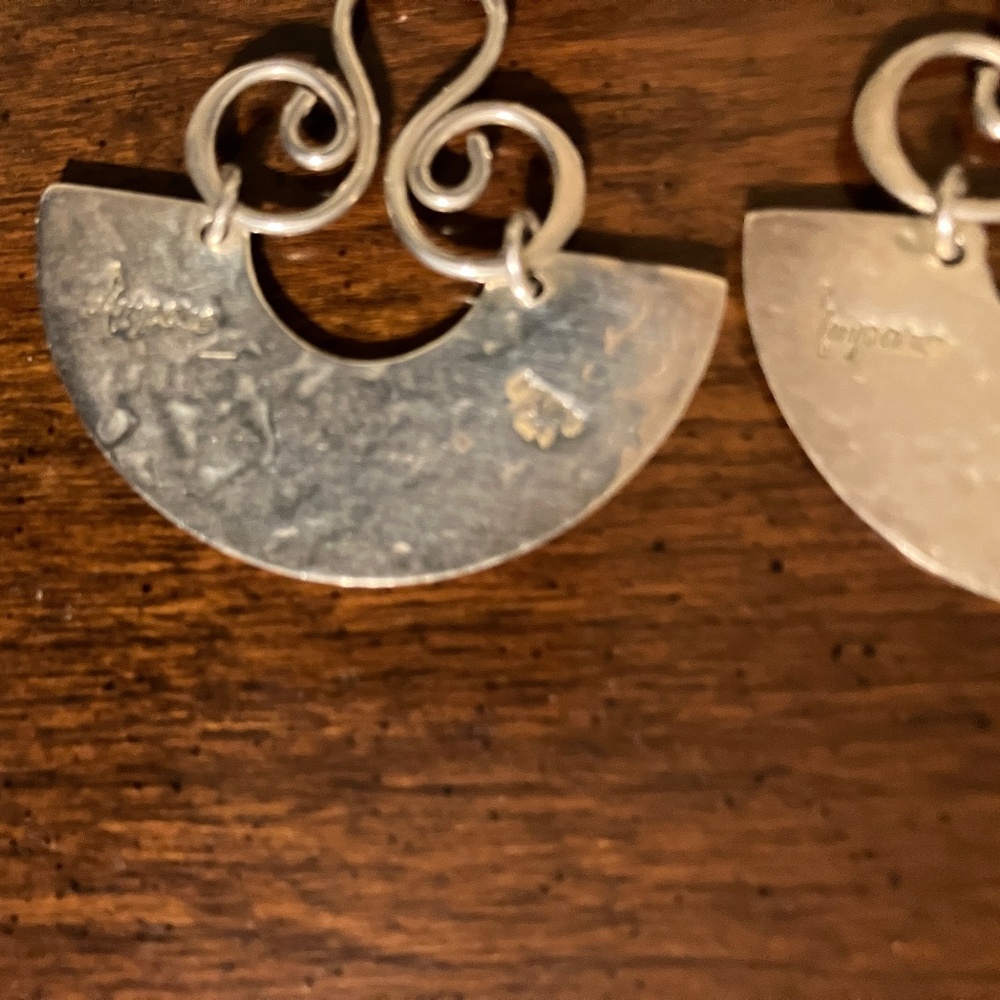 Vintage Amparo Sterling Silver 925, Taxco Mexico, French Bold, Hammered Dangle View 3